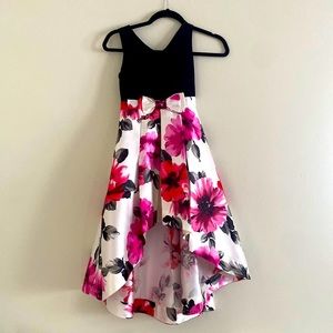 Little girls high-low dress - size 8